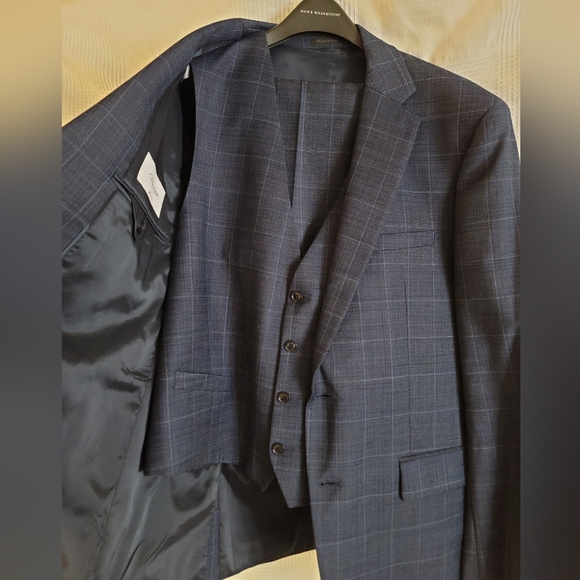 Calvin Klein X Slim Fit blue windowpane print 3 piece Size 44R Coat 36R Pant - Picture 4 of 16